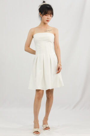 weekend wanderlust wardrobe