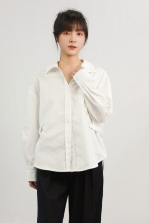 square neck loose long sleeved top