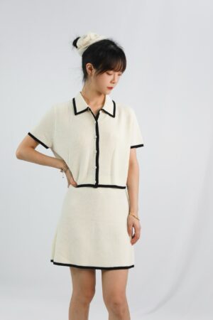 collar contrasting woolen top