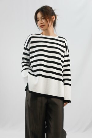 black and white striped long sleeved knitted sweater