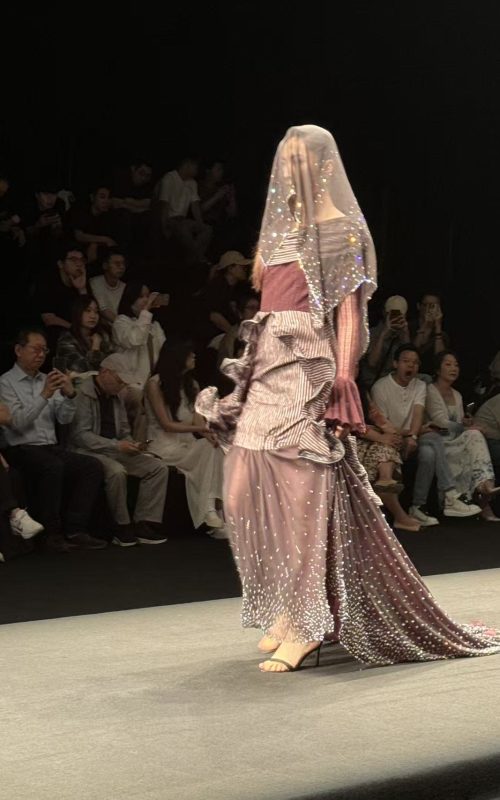 About Us 8e39ecce53afb6a310384469b3cdf9f0